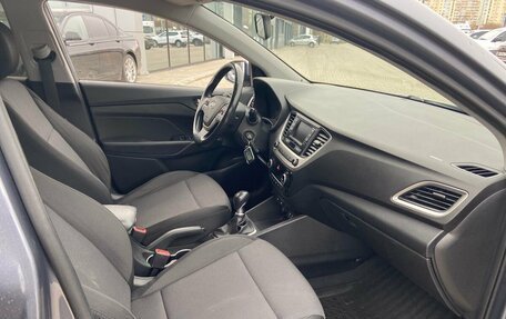 Hyundai Solaris II рестайлинг, 2017 год, 1 180 000 рублей, 9 фотография