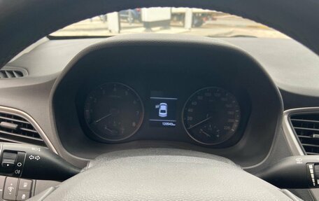 Hyundai Solaris II рестайлинг, 2017 год, 1 180 000 рублей, 18 фотография