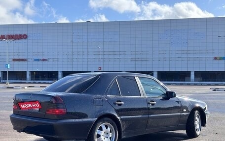 Mercedes-Benz C-Класс, 1997 год, 520 000 рублей, 4 фотография