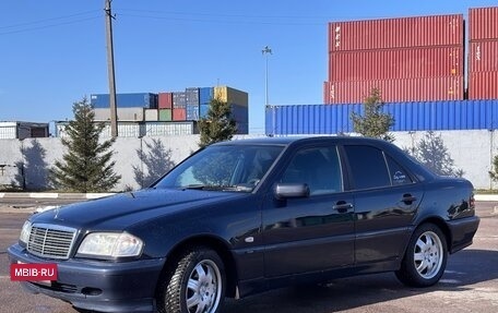 Mercedes-Benz C-Класс, 1997 год, 520 000 рублей, 2 фотография