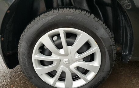 Renault Logan II, 2016 год, 785 000 рублей, 12 фотография