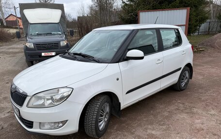 Skoda Fabia II, 2013 год, 850 000 рублей, 6 фотография