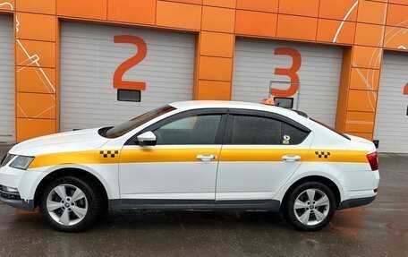 Skoda Octavia, 2018 год, 760 000 рублей, 2 фотография