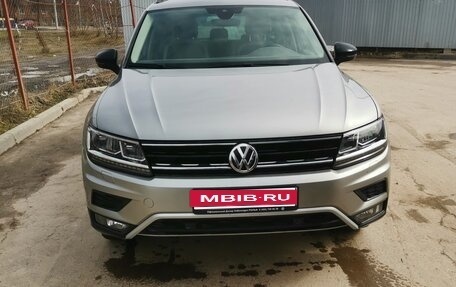 Volkswagen Tiguan II, 2020 год, 2 850 000 рублей, 7 фотография