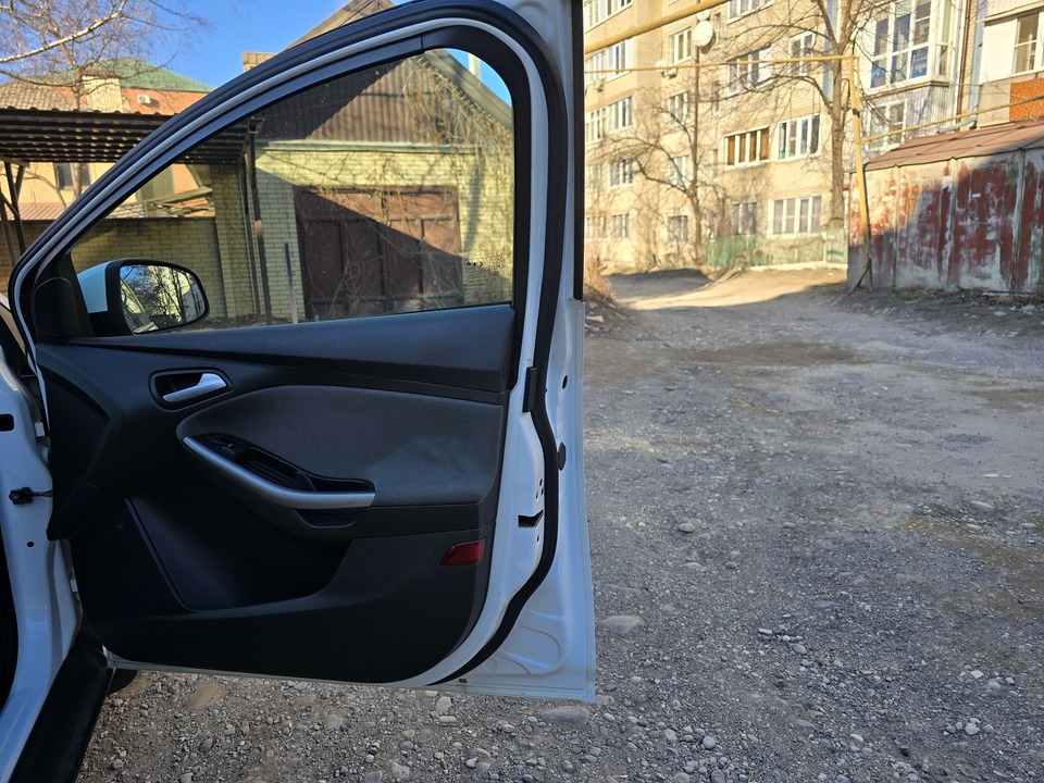 Ford Focus III, 2013 год, 800 000 рублей, 11 фотография