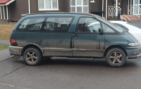 Toyota Estima III рестайлинг -2, 1993 год, 350 000 рублей, 4 фотография