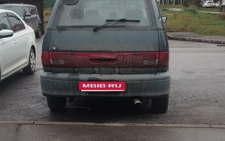 Toyota Estima III рестайлинг -2, 1993 год, 350 000 рублей, 3 фотография