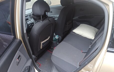 KIA Rio II, 2011 год, 650 000 рублей, 3 фотография