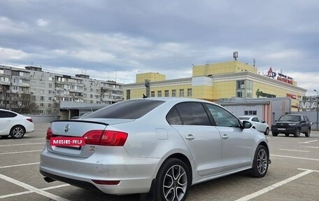 Volkswagen Jetta VI, 2011 год, 770 000 рублей, 6 фотография