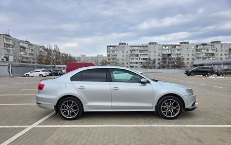 Volkswagen Jetta VI, 2011 год, 770 000 рублей, 8 фотография