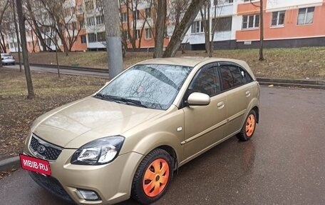 KIA Rio II, 2011 год, 650 000 рублей, 10 фотография
