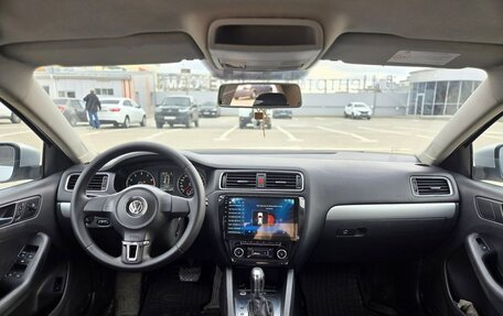 Volkswagen Jetta VI, 2011 год, 770 000 рублей, 21 фотография