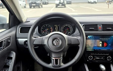 Volkswagen Jetta VI, 2011 год, 770 000 рублей, 20 фотография