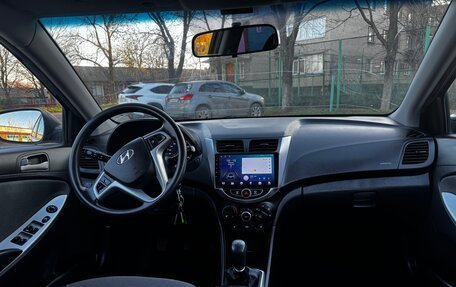 Hyundai Solaris II рестайлинг, 2012 год, 655 000 рублей, 8 фотография