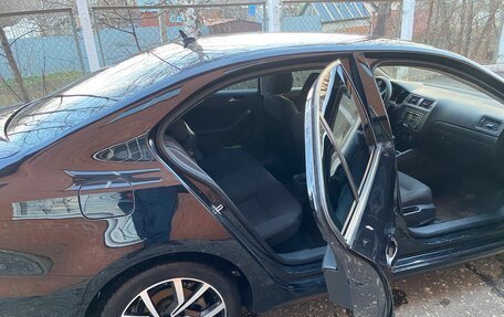 Volkswagen Jetta VI, 2015 год, 950 000 рублей, 7 фотография