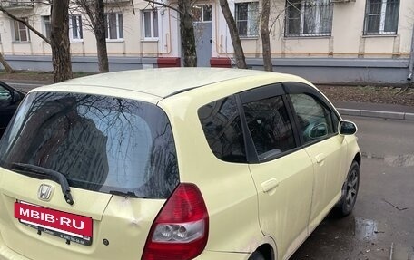 Honda Fit III, 2001 год, 220 000 рублей, 4 фотография
