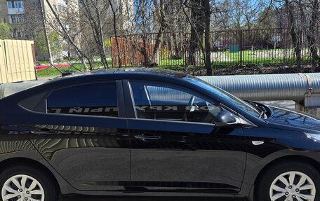 Hyundai Solaris II рестайлинг, 2021 год, 1 600 000 рублей, 29 фотография