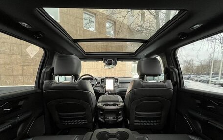 Rambler 1500, 2023 год, 14 000 000 рублей, 4 фотография
