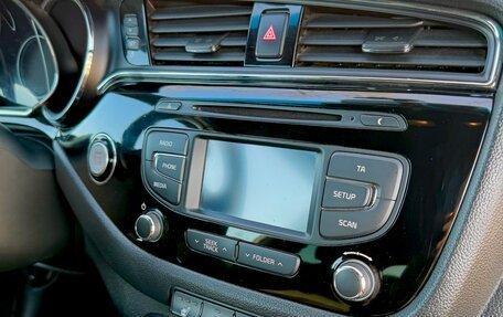 KIA cee'd III, 2015 год, 1 300 000 рублей, 30 фотография