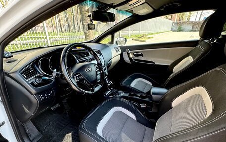 KIA cee'd III, 2015 год, 1 300 000 рублей, 21 фотография