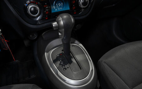 Nissan Juke II, 2012 год, 1 045 000 рублей, 14 фотография