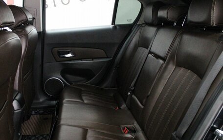 Chevrolet Cruze II, 2014 год, 949 000 рублей, 9 фотография