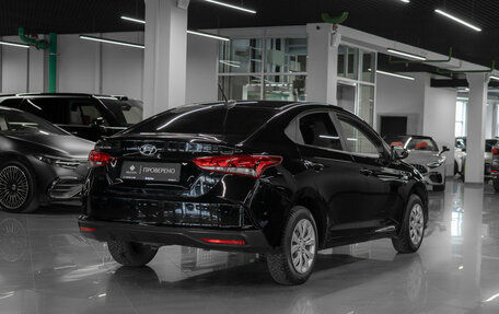 Hyundai Solaris II рестайлинг, 2021 год, 1 630 000 рублей, 5 фотография