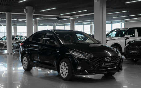 Hyundai Solaris II рестайлинг, 2021 год, 1 630 000 рублей, 2 фотография