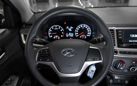 Hyundai Solaris II рестайлинг, 2021 год, 1 630 000 рублей, 10 фотография