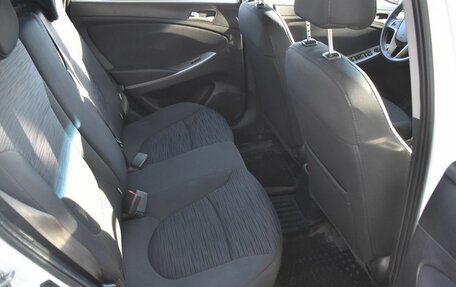 Hyundai Solaris II рестайлинг, 2015 год, 894 000 рублей, 11 фотография