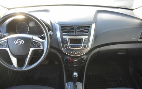 Hyundai Solaris II рестайлинг, 2015 год, 894 000 рублей, 12 фотография