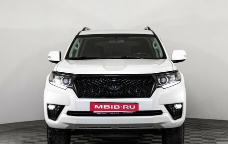 Toyota Land Cruiser Prado 150 рестайлинг 2, 2021 год, 6 100 000 рублей, 4 фотография