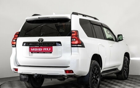 Toyota Land Cruiser Prado 150 рестайлинг 2, 2021 год, 6 100 000 рублей, 7 фотография