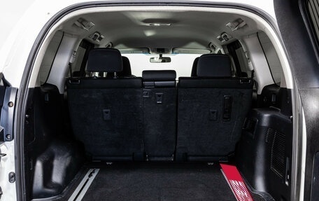 Toyota Land Cruiser Prado 150 рестайлинг 2, 2021 год, 6 100 000 рублей, 29 фотография