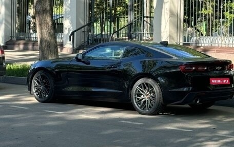 Chevrolet Camaro VI, 2022 год, 4 200 000 рублей, 1 фотография