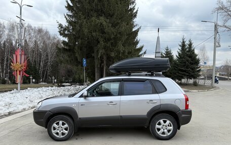 Hyundai Tucson III, 2005 год, 900 000 рублей, 1 фотография