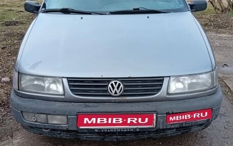 Volkswagen Passat B4, 1994 год, 200 000 рублей, 1 фотография
