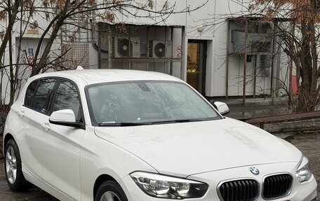 BMW 1 серия, 2016 год, 2 500 000 рублей, 13 фотография