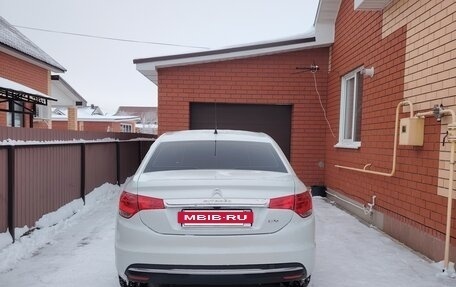 Citroen C4 II рестайлинг, 2017 год, 1 080 000 рублей, 2 фотография