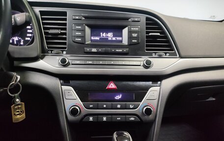 Hyundai Elantra VI рестайлинг, 2017 год, 1 268 000 рублей, 17 фотография