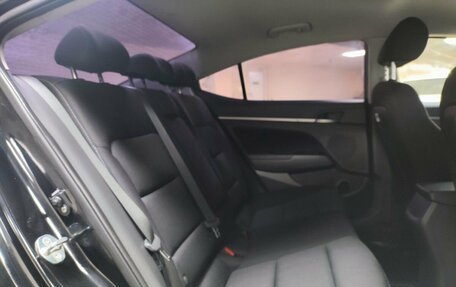 Hyundai Elantra VI рестайлинг, 2017 год, 1 268 000 рублей, 13 фотография