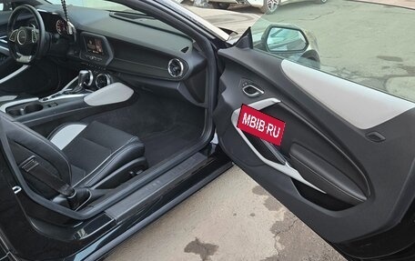 Chevrolet Camaro VI, 2022 год, 4 200 000 рублей, 10 фотография
