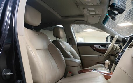 Infiniti QX70, 2015 год, 2 413 000 рублей, 12 фотография