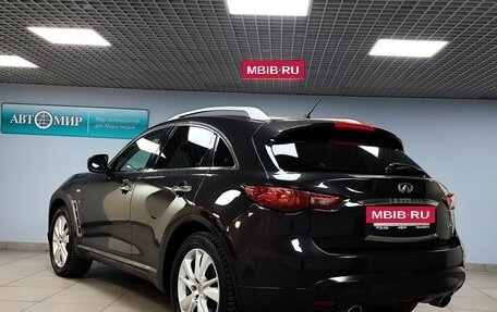 Infiniti QX70, 2015 год, 2 413 000 рублей, 7 фотография