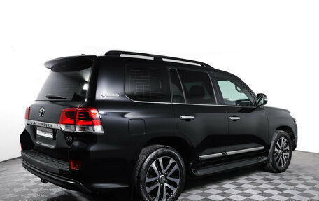 Toyota Land Cruiser 200, 2017 год, 6 900 000 рублей, 5 фотография