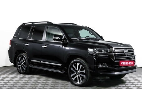 Toyota Land Cruiser 200, 2017 год, 6 900 000 рублей, 3 фотография