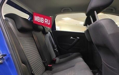 Volkswagen Polo VI (EU Market), 2011 год, 635 000 рублей, 13 фотография