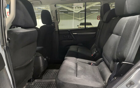 Mitsubishi Pajero IV, 2011 год, 2 100 000 рублей, 15 фотография