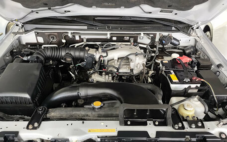 Mitsubishi Pajero IV, 2011 год, 2 100 000 рублей, 11 фотография