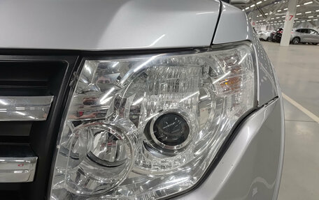 Mitsubishi Pajero IV, 2011 год, 2 100 000 рублей, 21 фотография